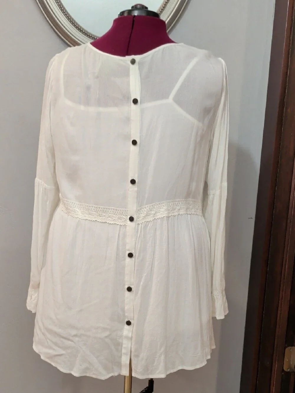 torrid Outlander Ivory Long Sleeve Peasant Blouse